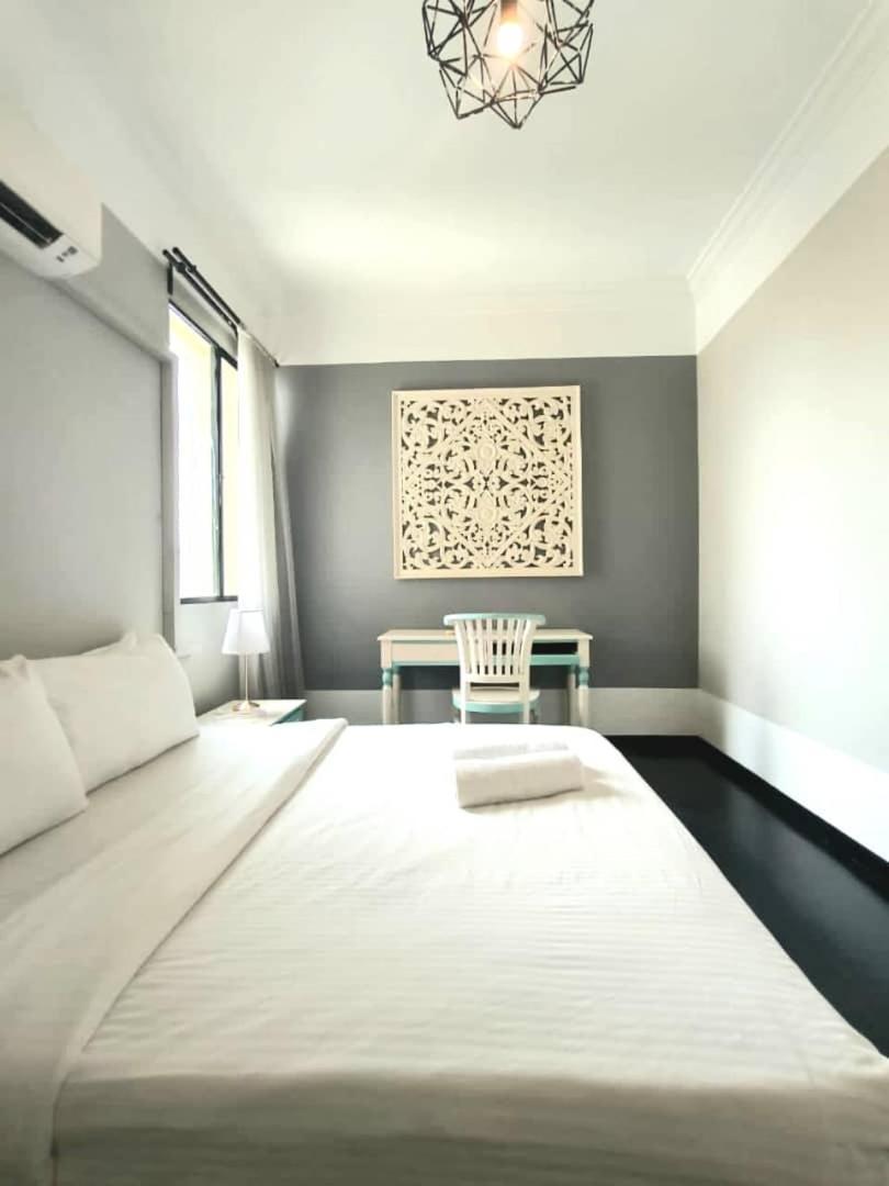 Century Bay Private Residences Sungai Dua Bukit Екстериор снимка