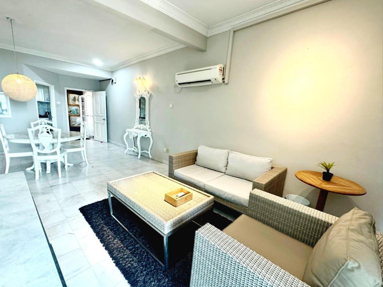 Century Bay Private Residences Sungai Dua Bukit Екстериор снимка