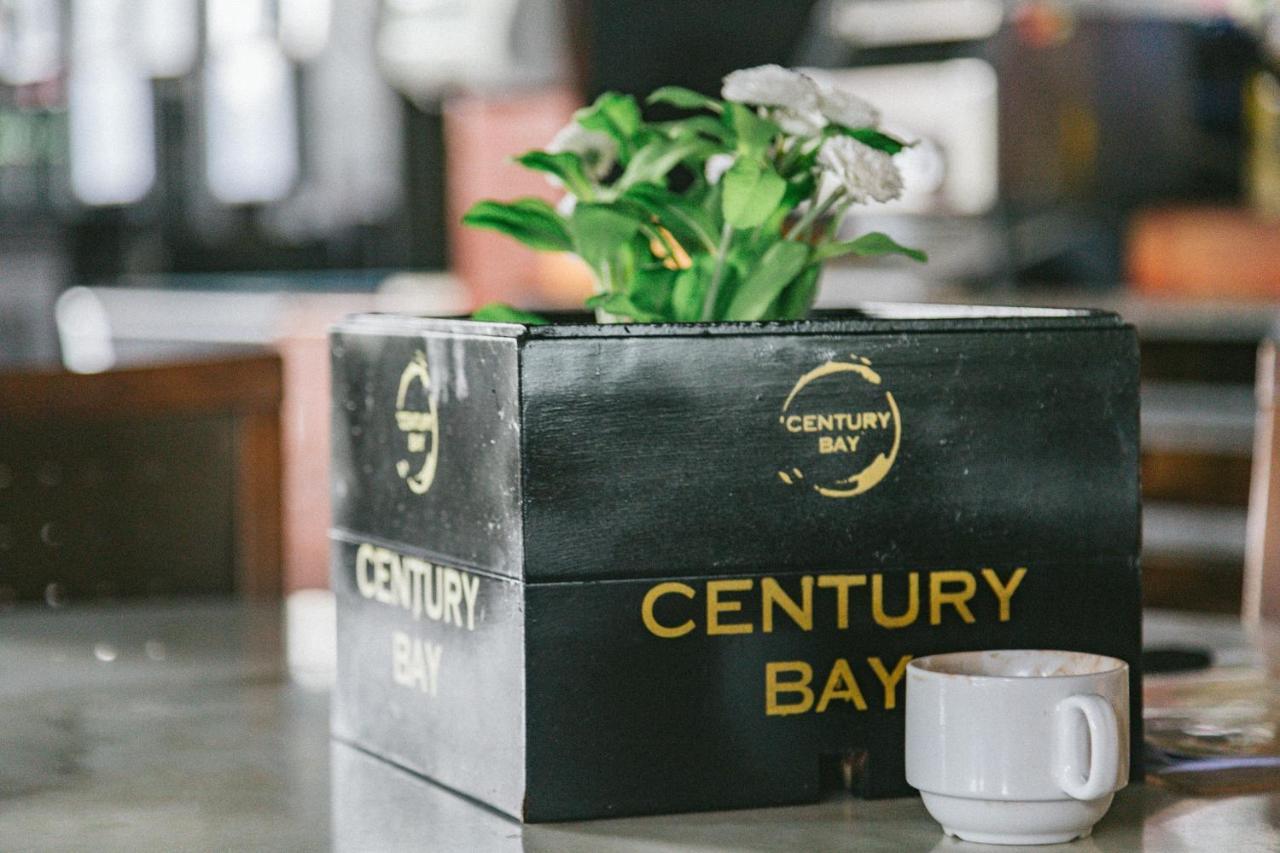 Century Bay Private Residences Sungai Dua Bukit Екстериор снимка